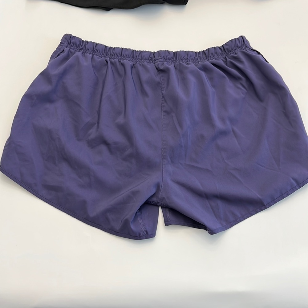 2 pair Reebok speedwick running shorts 1 black 1 purple w/ built in panty size L - Picture 8 of 16